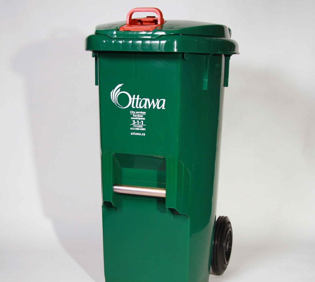 Starting on July 2, Ottawa residents can begin bagging their organic waste in plastic bags before tossing them in the green bin. The city is also allowing residents to dump pet waste in the bins.