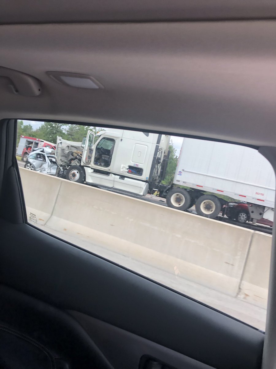 A collision involving at least five vehicles has shut down Highway 401 west of Napanee. OPP are reporting serious injuries.