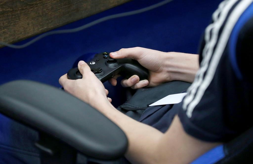 Staying social during quarantine through video games - image