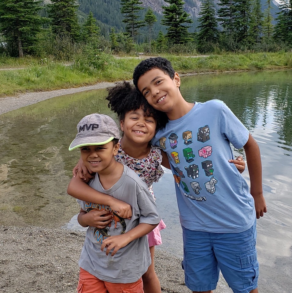 Gabriel, Lillian and Zach Jeffreys.