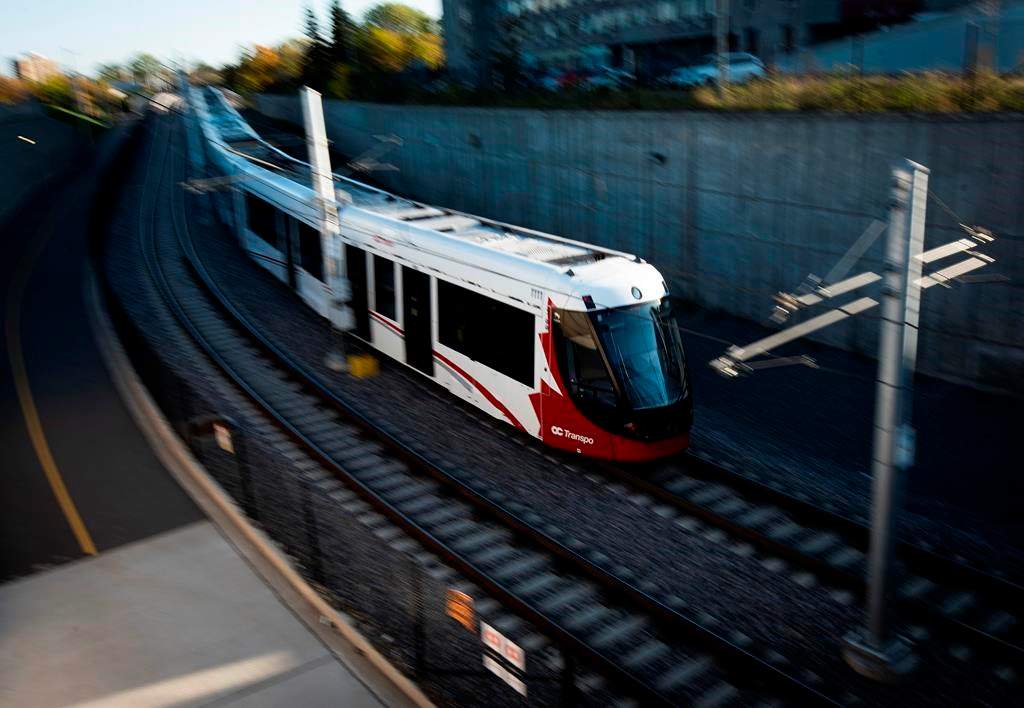 Ottawa's light-rail transit system was down briefly Friday afternoon between St-Laurent and Blair stations.