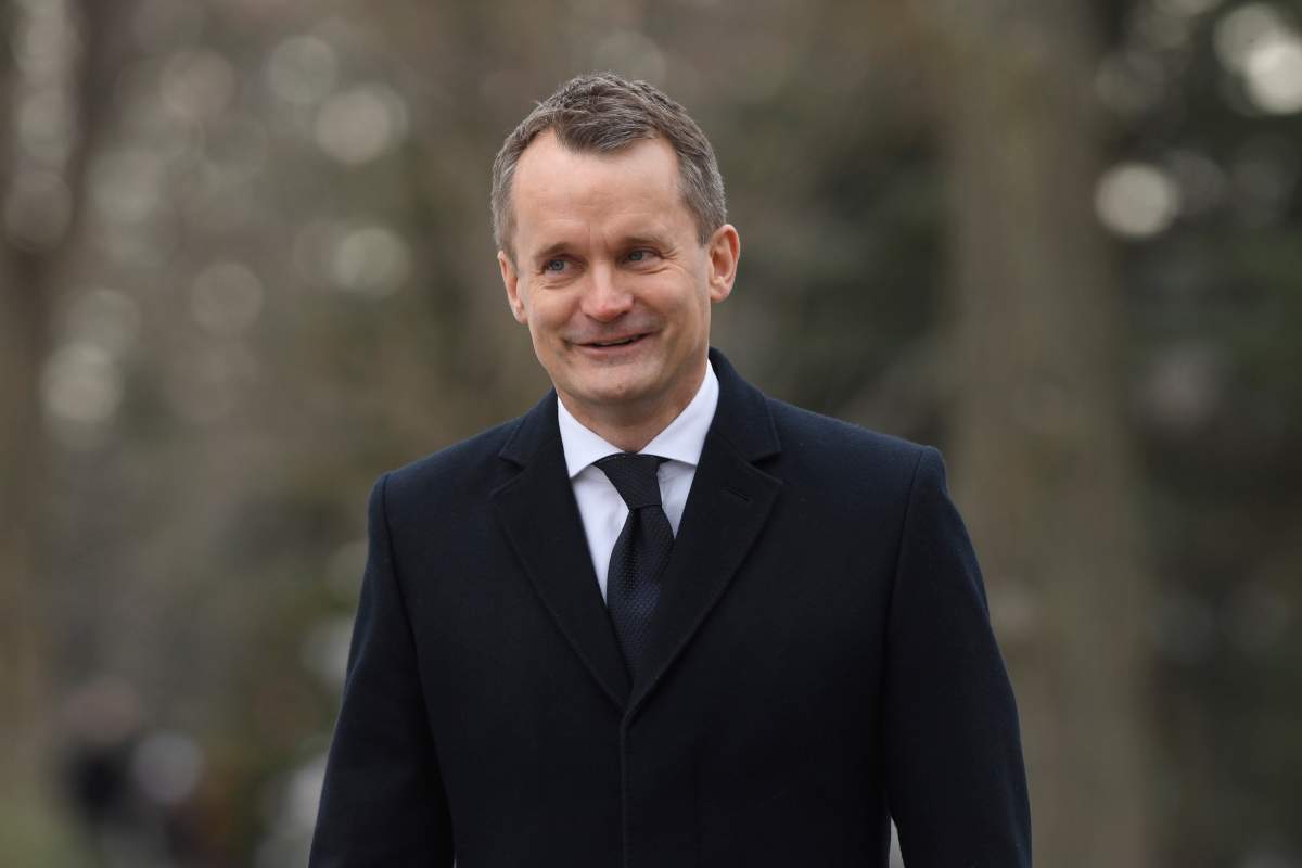 Liberal MP Seamus O’Regan arrives for the swearing-in ceremony in Ottawa on Wednesday, Nov. 20, 2019.