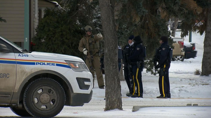 Kindersley, Sask. schools remain in hold and secure as RCMP deal with shooting
