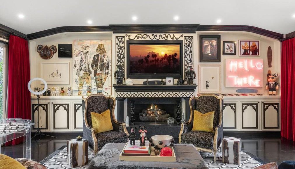 The McGraw Family Trust’s living room is shown in this real estate photo.
