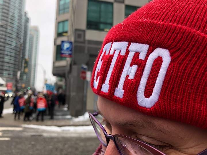 All 83,000 elementary teachers across Ontario are on strike. Feb 6, 2020.