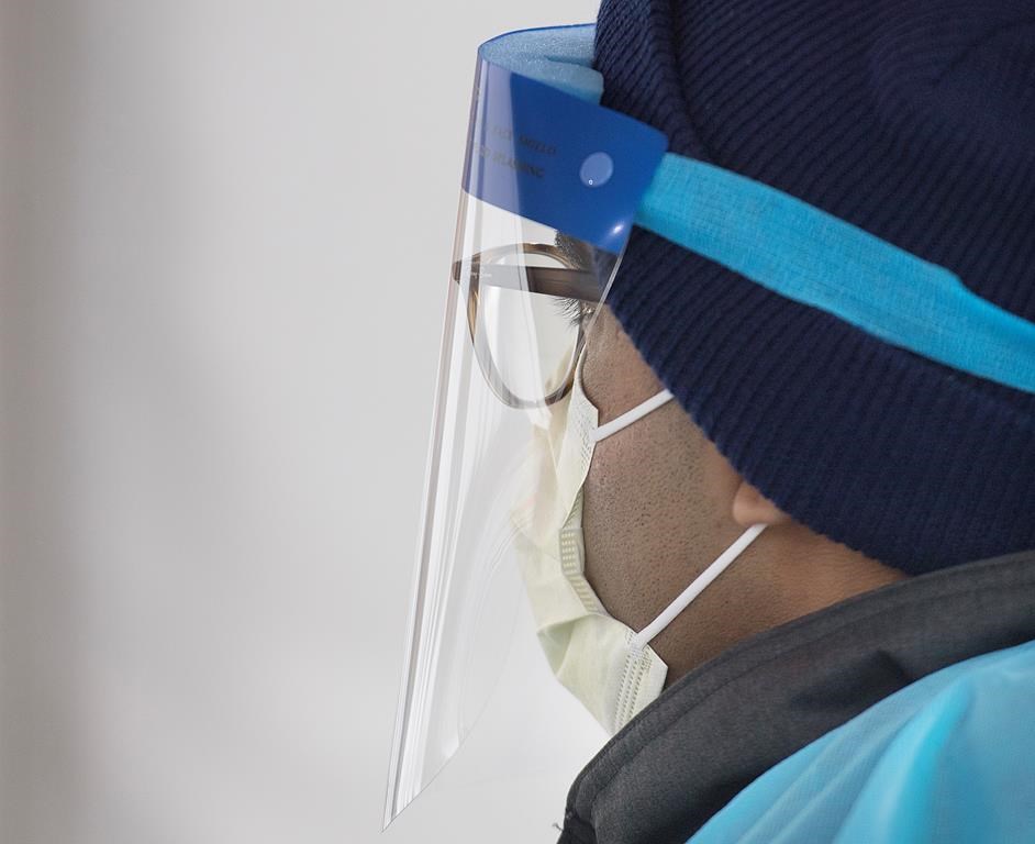 Nova Scotia to provide cash bonus for front-line health-care workers - image