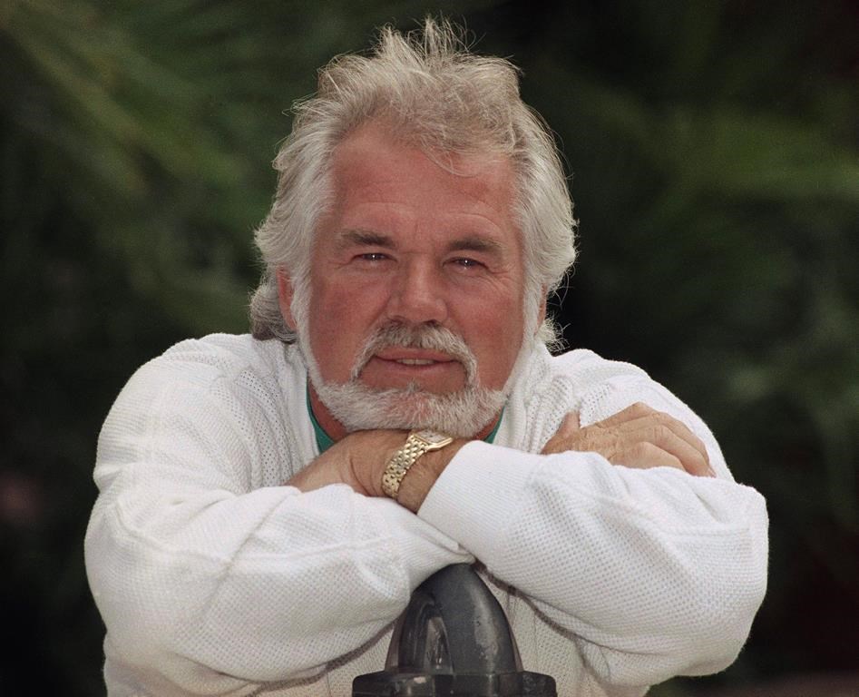 Kenny Rogers in Los Angeles on May 17, 1989. Rogers, who embodied ‘The Gambler’ persona and whose musical career spanned jazz, folk, country and pop, died at age 81 on March 20, 2020.