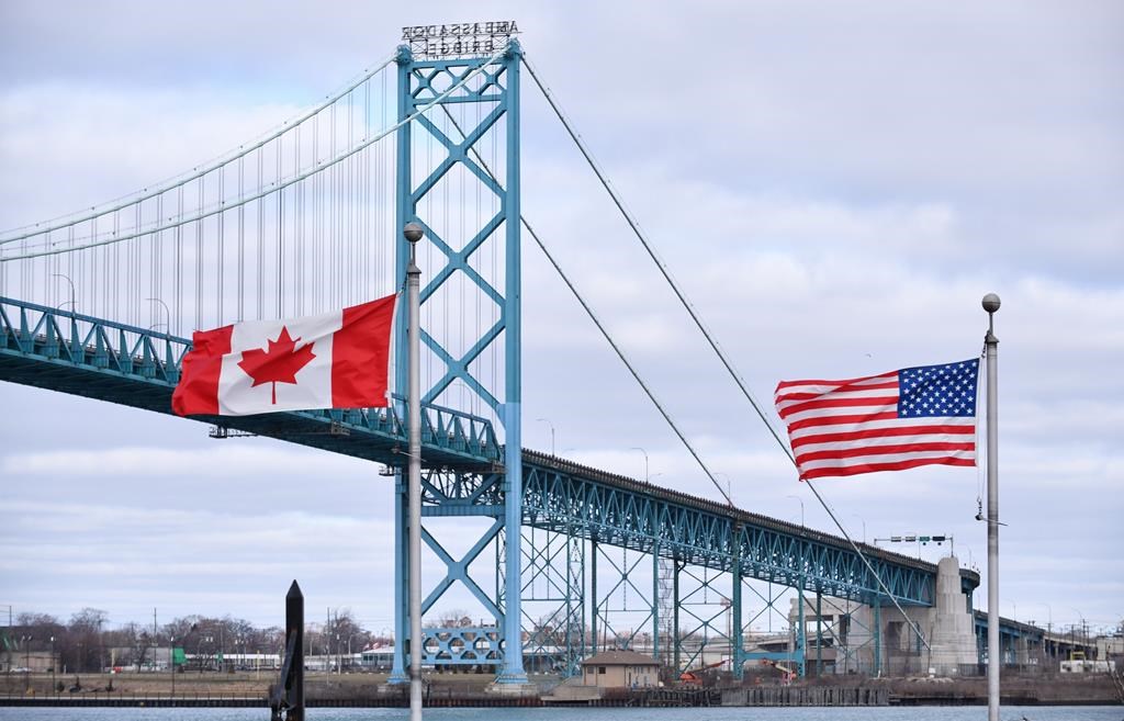 Public health officials are not present at U.S.-Canada land border crossings during the COVID-19 pandemic.