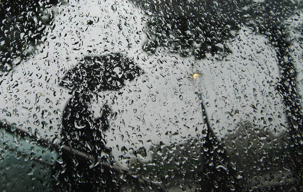 Environment Canada is estimating total rainfall between 75 to 100 mm by Thursday morning, with some areas of London and Middlesex Centre reaching upwards of 125 mm.