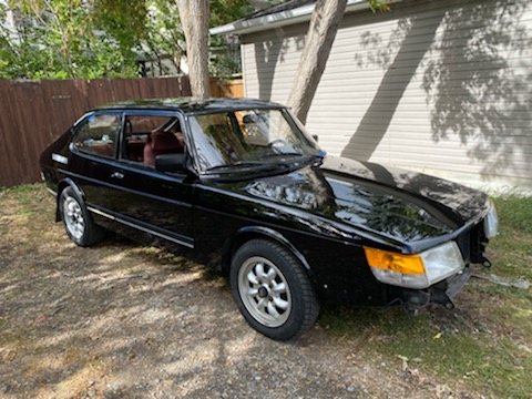 Calgary family speaks out after rare vehicle with sentimental value is stolen - image