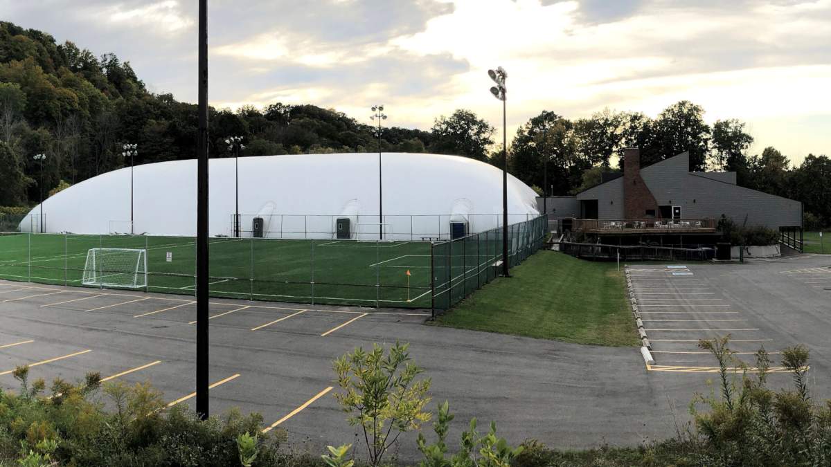 Hamilton reports COVID-19 case at Ancaster Sports Complex - image