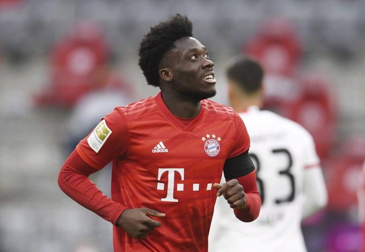 Bayern Munich’s Alphonso Davies celebrates scoring Munich’s fourth goal during the German Bundesliga soccer match between Bayern Munich and Eintracht Frankfurt in Munich, Germany, Saturday, May 23, 2020.