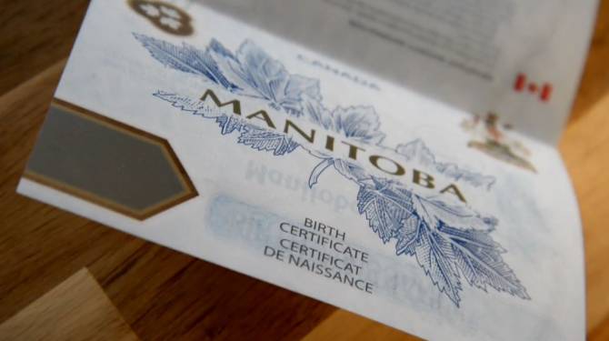 Manitoba birth certificate backlogs have mother living ‘parent’s worst nightmare’ - image