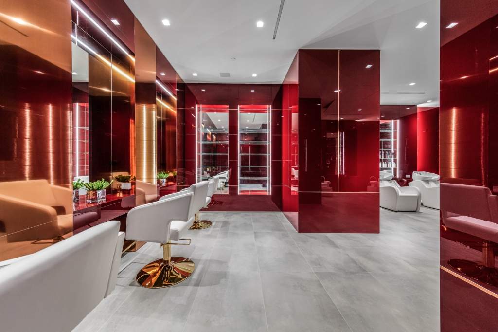 A photo of the salon inside "The One"