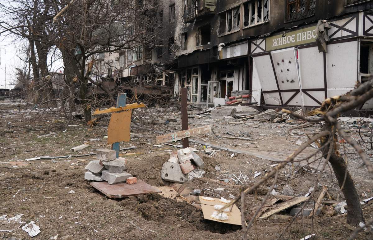 Evacuations from Mariupol continue