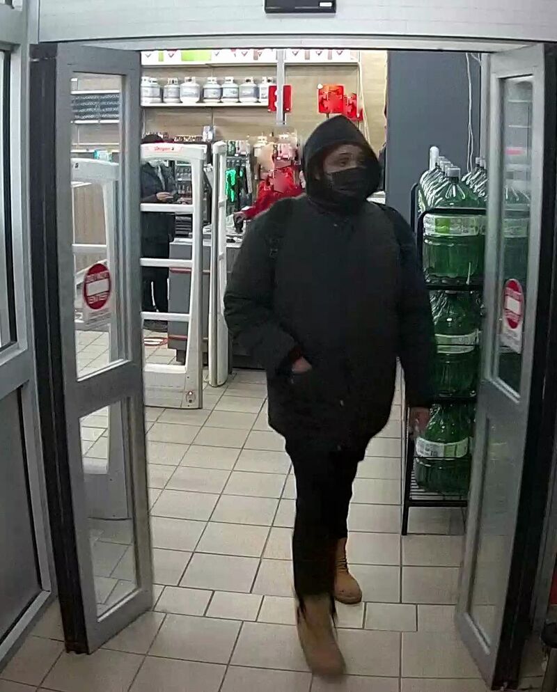 Toronto police are seeking to identify a suspect wanted in connection with a stabbing investigation.