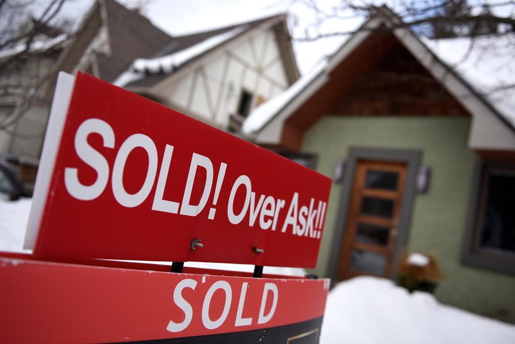 Keeping close to February's record-breaking average home sales price of $825,000, March sales held steady with an average price of just under $824,000.