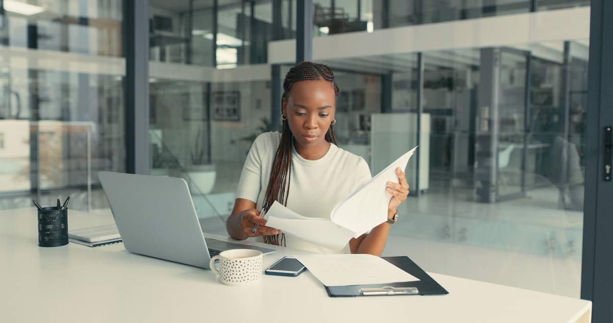 Given a new employment contract? Review these key clauses, employment lawyer says - image