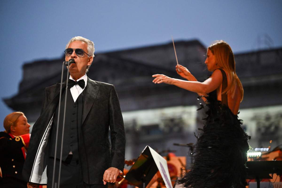 The Queen's Platinum Jubilee concert got underway at Buckingham Palace.