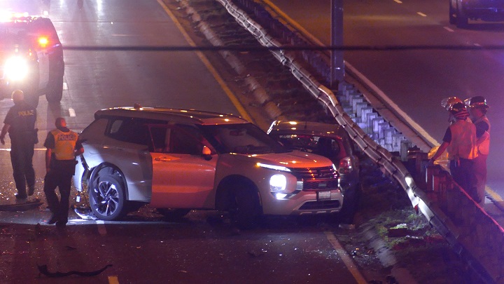 QEW reopens at Cawthra after fatal crash kills 2 and injures 2 others - image