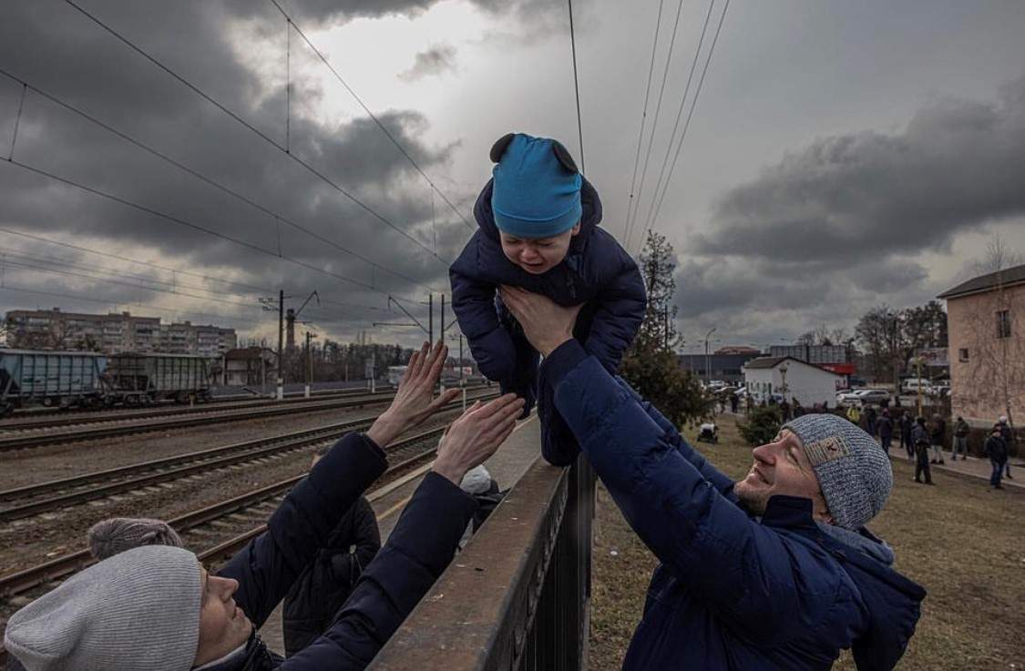 Ukraine’s Zelenskky posts Father’s Day message, underlines importance of family amid war - image