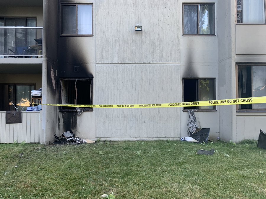 Ground-level apartment fire at 85 Fiddlers Green Rd. in London, Ont., on July 4, 2022.