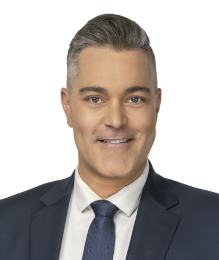 A photo of Scott Roberts.