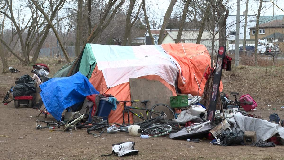 Kingston, Ont. mayor, Bryan Paterson says Ontario should help with efforts to fight homelessness.