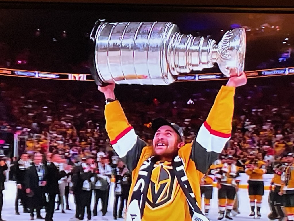 Estevan local Brayden Pachal lifts the Stanley Cup after the Golden Knights win Tuesday.
