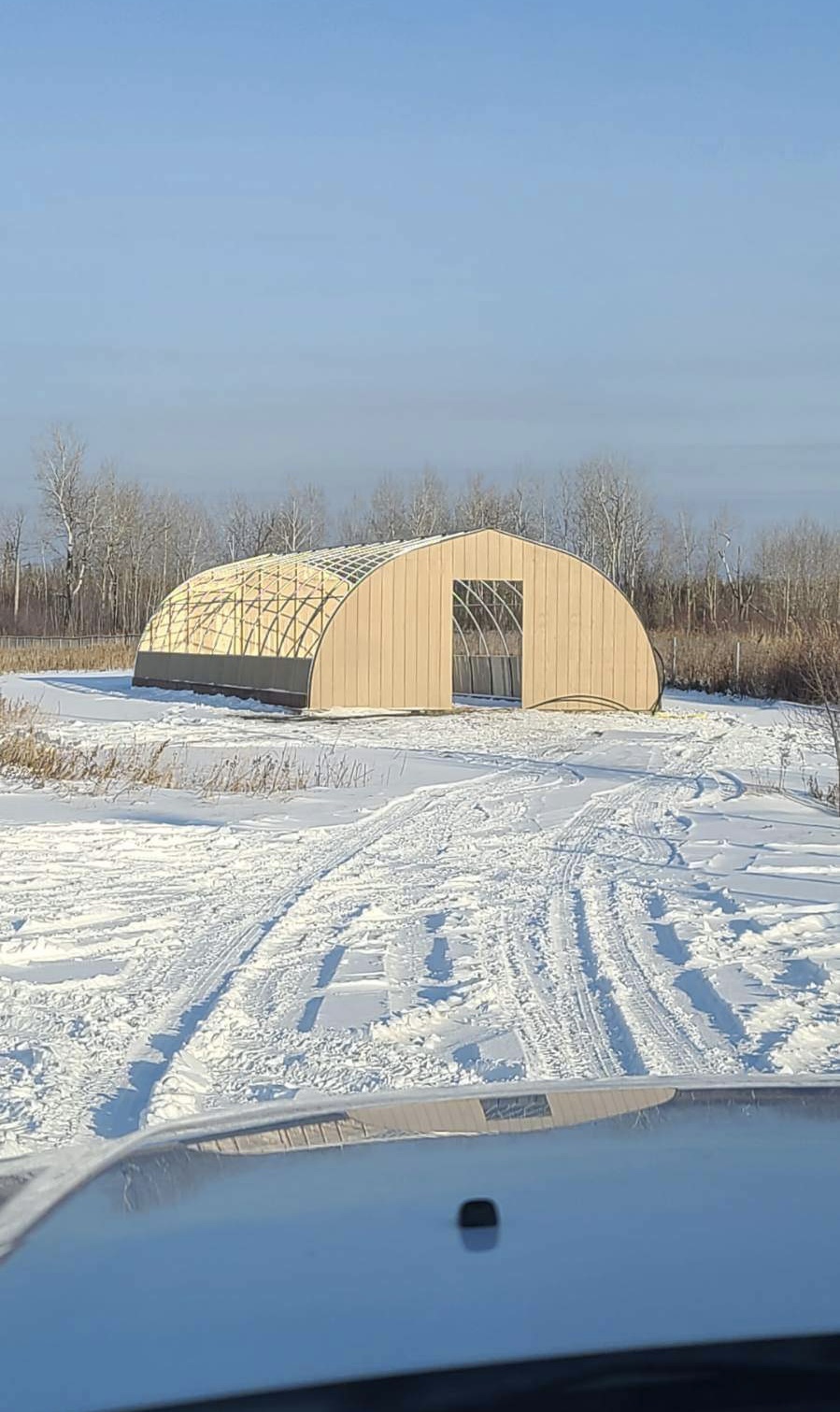 A nearly two-year-long project led to the creation of a solar array that will power up a new greenhouse in the Sagkeeng First Nation, Man.