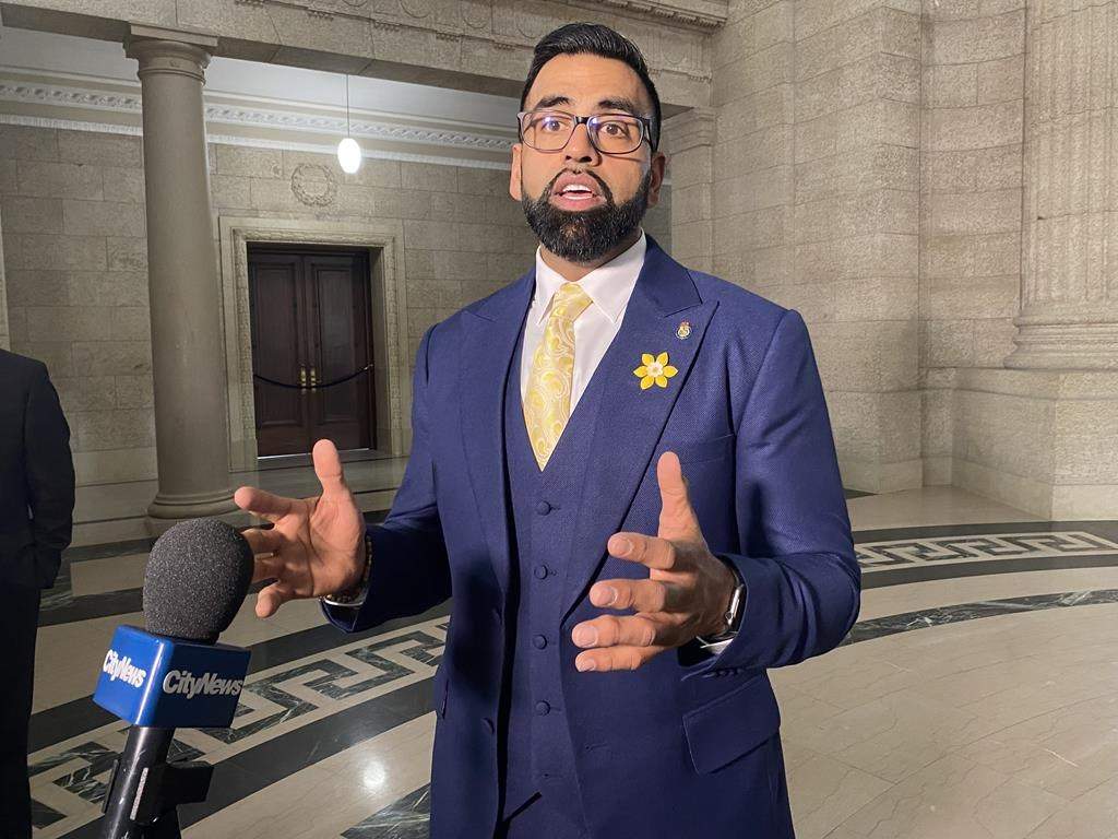 New Manitoba Tory leader says sorry for campaign ads on landfill search - image