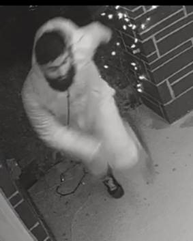 Additional image of the outstanding suspect.