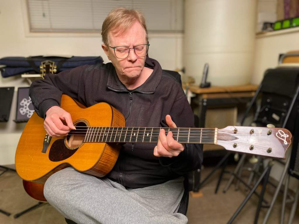 Calgary guitar maker Judy Threet