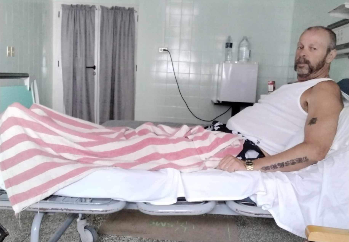 Murray Balser broke his femur in Cuba and had to spend more than a week in a Cuban hospital after not being able to get a bed in Nova Scotia.