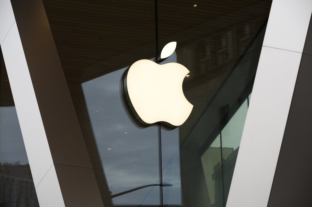 Apple logo on the facade of a building in Brooklyn, NY.