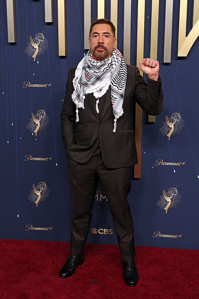 2025 Emmy Awards: The most dazzling red carpet looks from TV’s biggest night - image