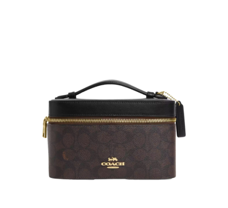 Fall 2025 handbag trends