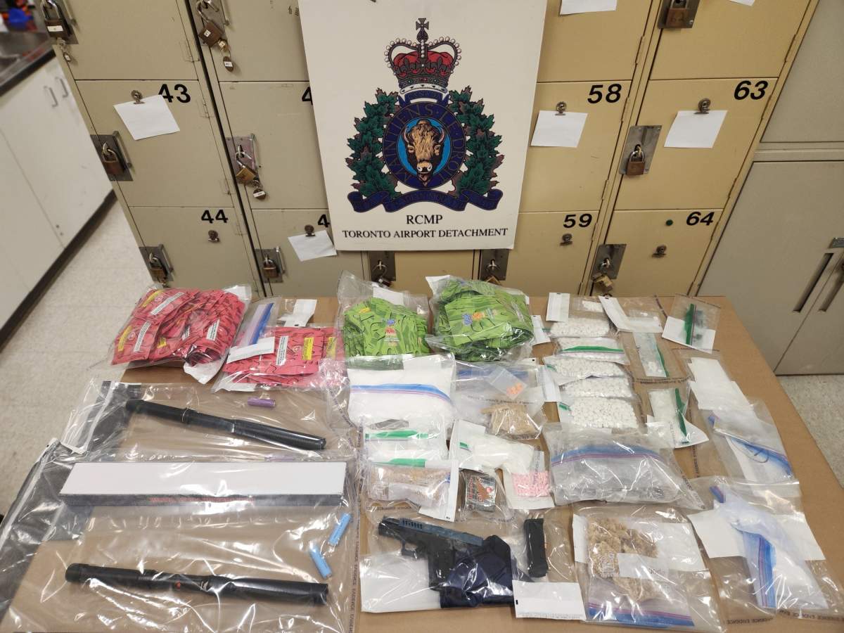 A joint investigation by the Central Region (Ontario) Royal Canadian Mounted Police (RCMP) and the Canada Border Services Agency (CBSA) has led to the arrest of three individuals for smuggling illegal drugs into Canada.