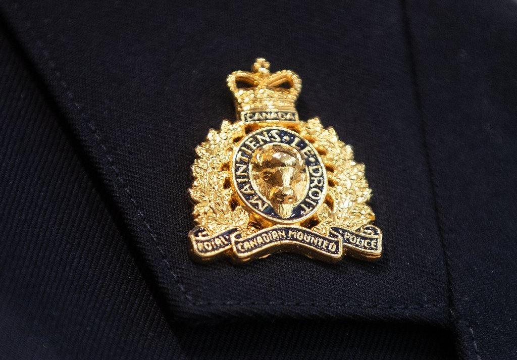 Nineteen Haitian migrants, including young children, were arrested in southern Quebec on Christmas after illegally crossing from the U.S. in extreme cold; several were treated for frostbite. 