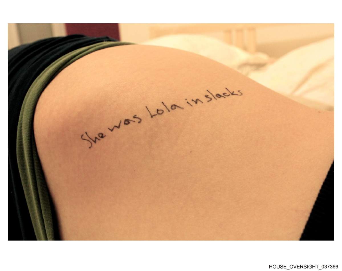 A message written on an unidentified person's body.