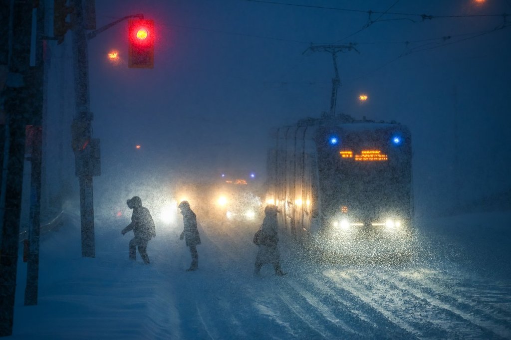 Calls to Toronto’s Seniors Helpline have surged amid extreme cold and heavy snow, as older adults seek help for issues ranging from loneliness to dangerous situations such as having no heat at home.
