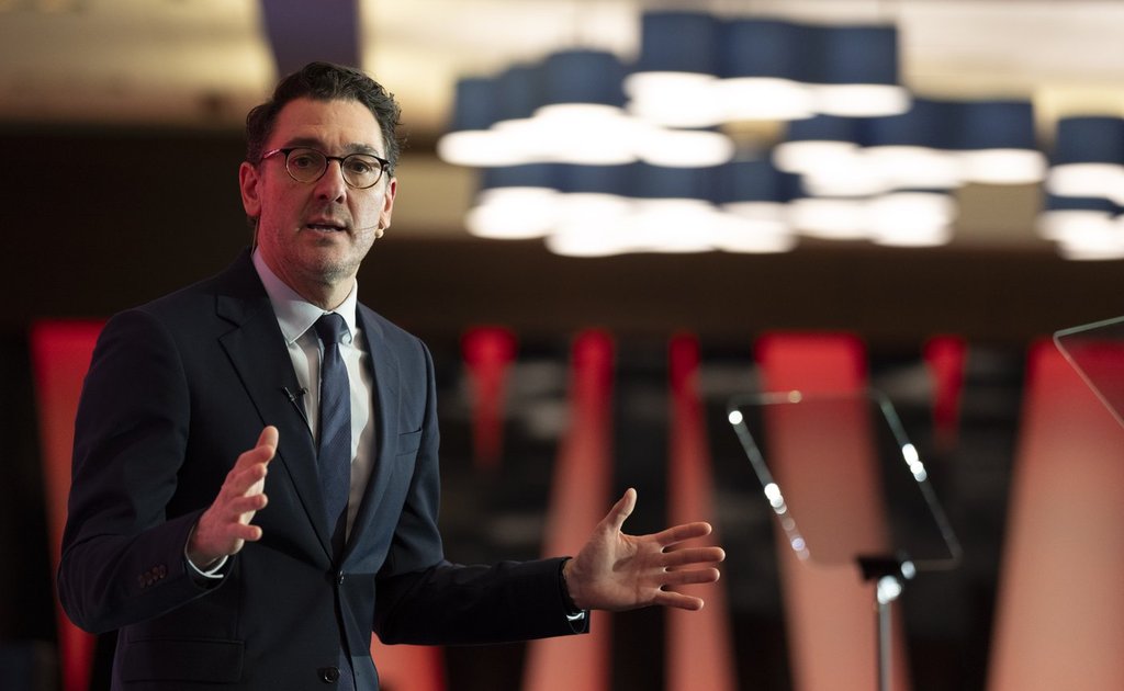 Martin Imbleau, CEO of Alto, speaks during a luncheon at Montreal’s chamber of commerce, on Tuesday, Jan. 13, 2026.