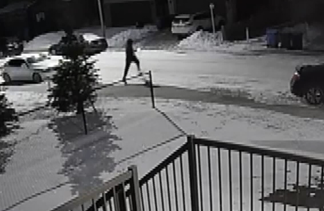 CCTV video shows what appears to be a suspect fleeing the scene following a shooting in northeast Calgary that is also believed to be related to the ongoing extortion attempts against Calgary's South Asian community.