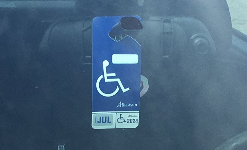 The government of Alberta is expanding its accessible parking permit system to cover people with vision loss.