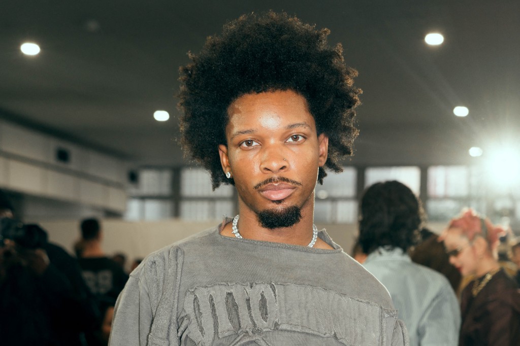 David Anthony Burke, aka D4VD attends the Ottolinger Womenswear Fall/Winter 2025-2026 show as part of Paris Fashion Week on March 9, 2025 in Paris, France.
