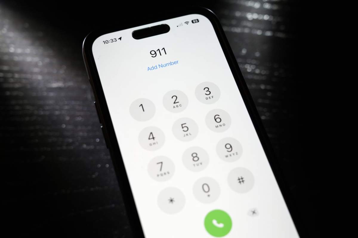 911